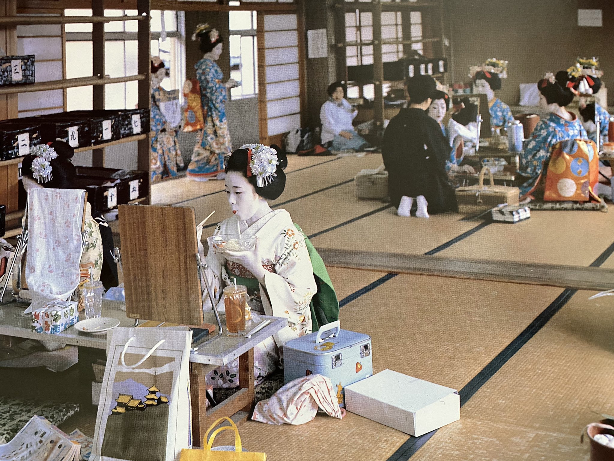 清岡純子　無修正　写真 
