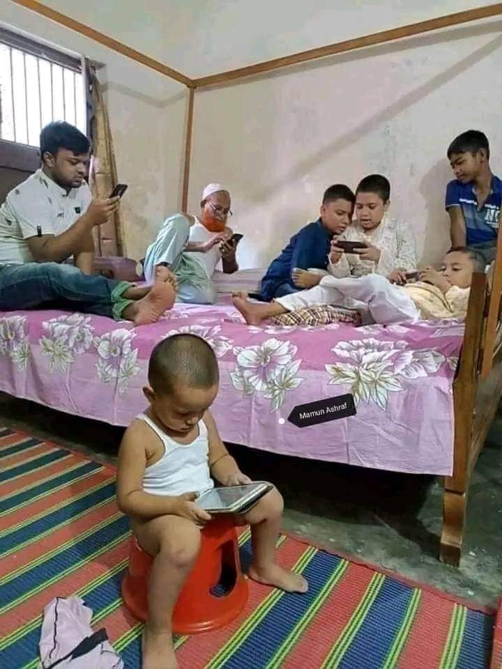 অনলাইনে ক্লাস চলছে~~
নার্সারি থেকে মাস্টার্স পর্যন্ত!😁🥴