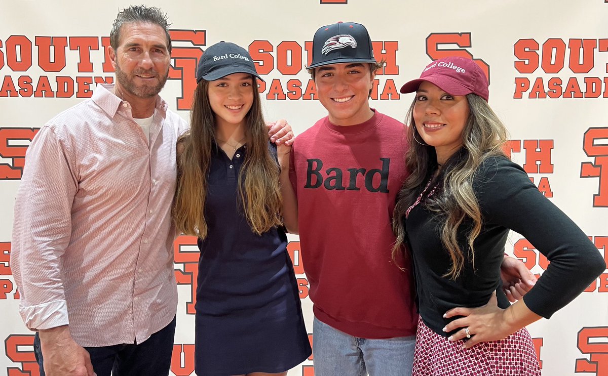CoachPearson_'s tweet photo. I’ve been so blessed to experience Signing Day with my athletes…Now I am blessed to experience Signing Day as a parent🙏 Congratulations ⁦@devinpearson_⁩  👏👏⁦@BardBaseball⁩ https://t.co/BjPUcGU330