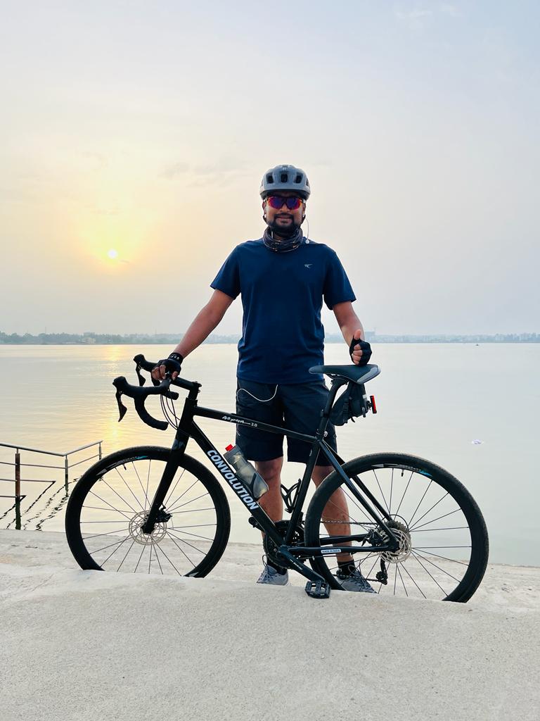 happy_hyderabad's tweet photo. #HappyHyderabad #cycling #templeride #lakeride #AmeenpurLake
Thanks Krishna for leading todays ride
#bicycle #cyclist #Hyderabad #Telangana https://t.co/WElKMEtt1Q