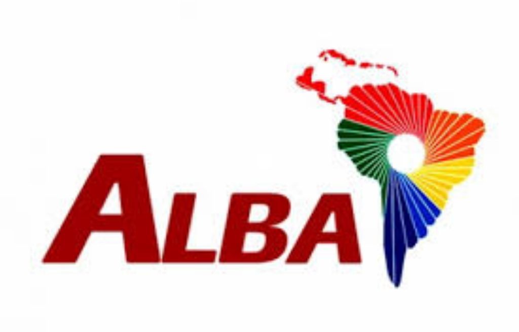 JoseMarianoTam1's tweet photo. @cubana_sofia @rosario84472248 Y en esta Cumbre no se excluye a NADIE xq nuestra filosofía es tender puentes d amistad y ❤ para lograr la unidad dentro d la diversidad. #VamosConTodo #NoExclusion.#AlbaVive.#CubaVive.#DeZurdaTeam ❤🌎✌ https://t.co/Bzt6ZmUqBZ