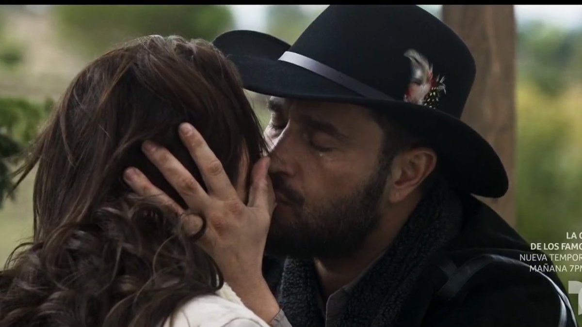 everythingxmv's tweet photo. "Sara no existe sin Franco y Franco no existe sin Sara" ❤️ #PasionDeGavilanes2 #SaritaYFranco https://t.co/02FTvoNRKU