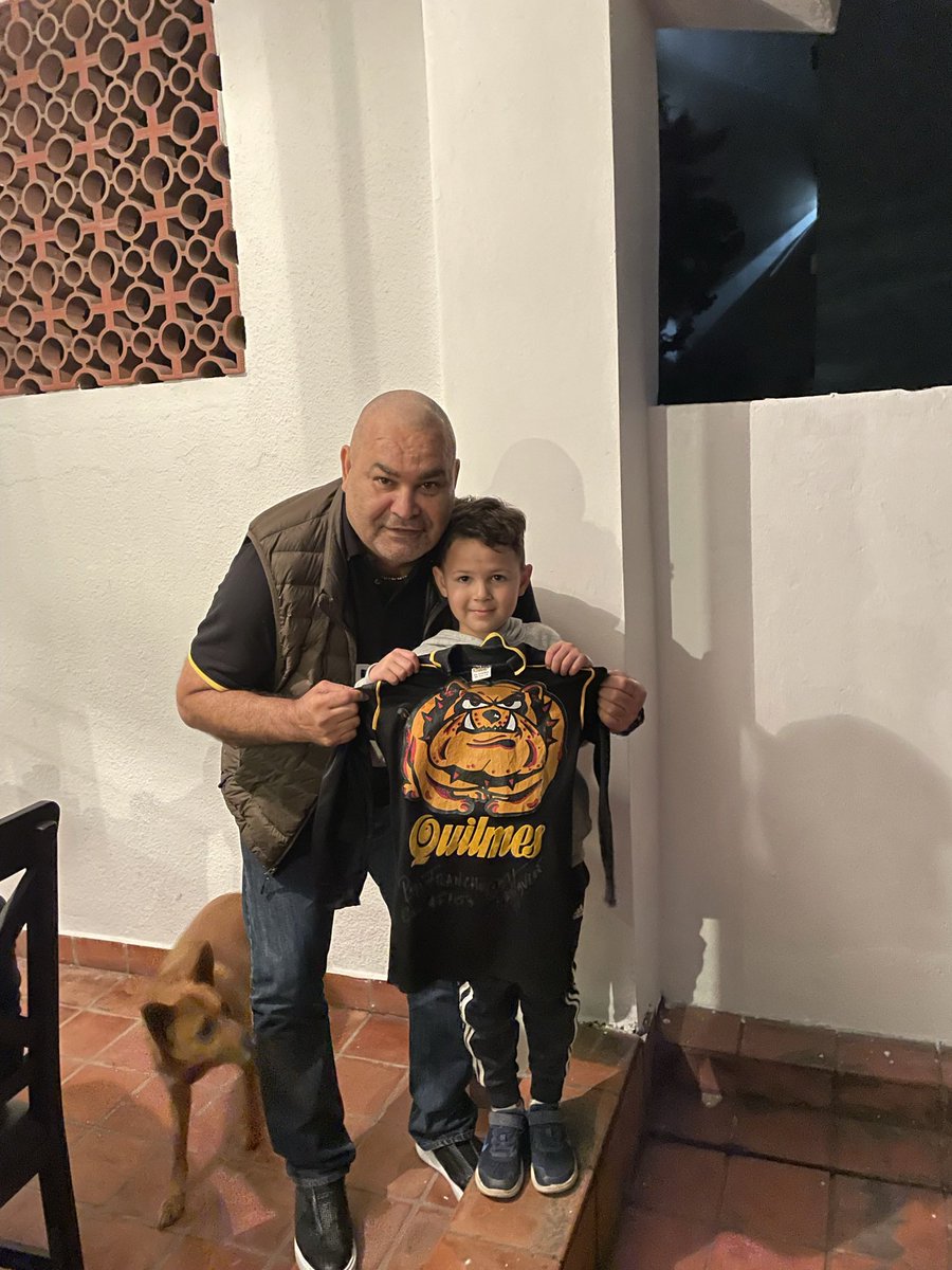 facu_dario26's tweet photo. La foto habla sola… 🎉🎉 @JoseLChilavert_ https://t.co/xvhg4rp1zn