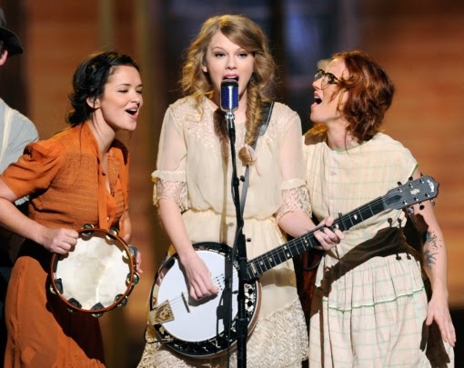 On this day in 2011, 46th Academy of Country Music Awards: Taylor Swift, Miranda Lambert & Brad Paisley win 
@taylorswift13 https://t.co/xl0SUKCtQl