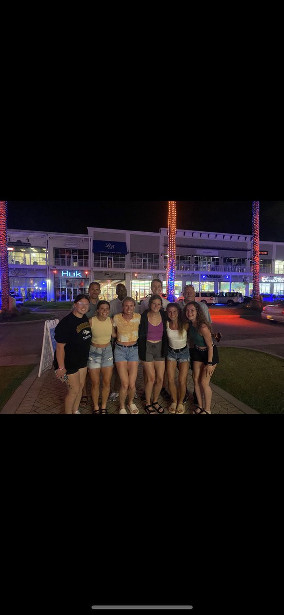 Mside_Track's tweet photo. The Mustangs have arrived in Gulf Shores, AL! Competition starts Wednesday! https://t.co/C7RtVDupy3