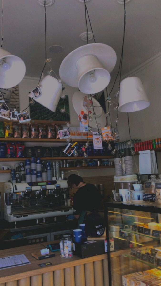 msmartiny_'s tweet photo. Атмосферно ☕️✨ https://t.co/f85vETW3mJ