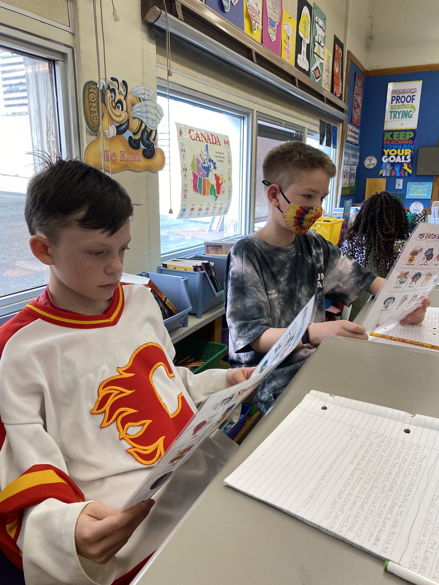 DebDunham16's tweet photo. Such important conversations about stress “triggers”, how to identify warning signs, and finding strategies to deal with stressful situations. @BelParkCBE https://t.co/6lSV0SESyd