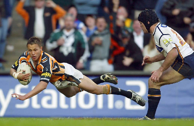 ArvosSEN's tweet photo. Why did Scott Prince choose to take up an offer with the @WestsTigers? 

What made him want to play rugby league? 

.@scottprince7 takes @ThatJimmySmith for a walk down memory lane!

https://t.co/KfsRzj1n8o https://t.co/ZX52XUslig