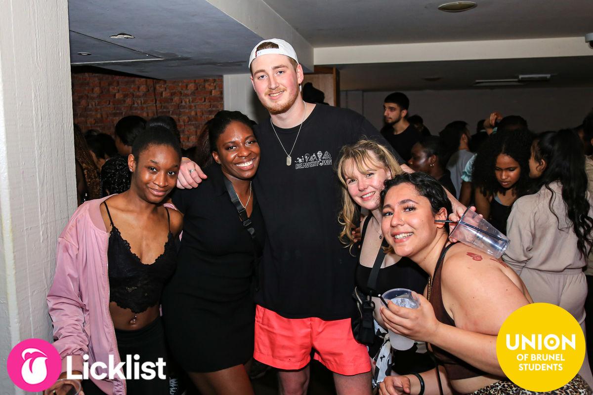 Who's ready for 💦JUICY💦 TONIGHT! 🙋‍♂️ #bruneluniversity #megajuicy #brunelstudents #unionofbrunelstudents #ubsnightlife #londonnightlife #uxbridge