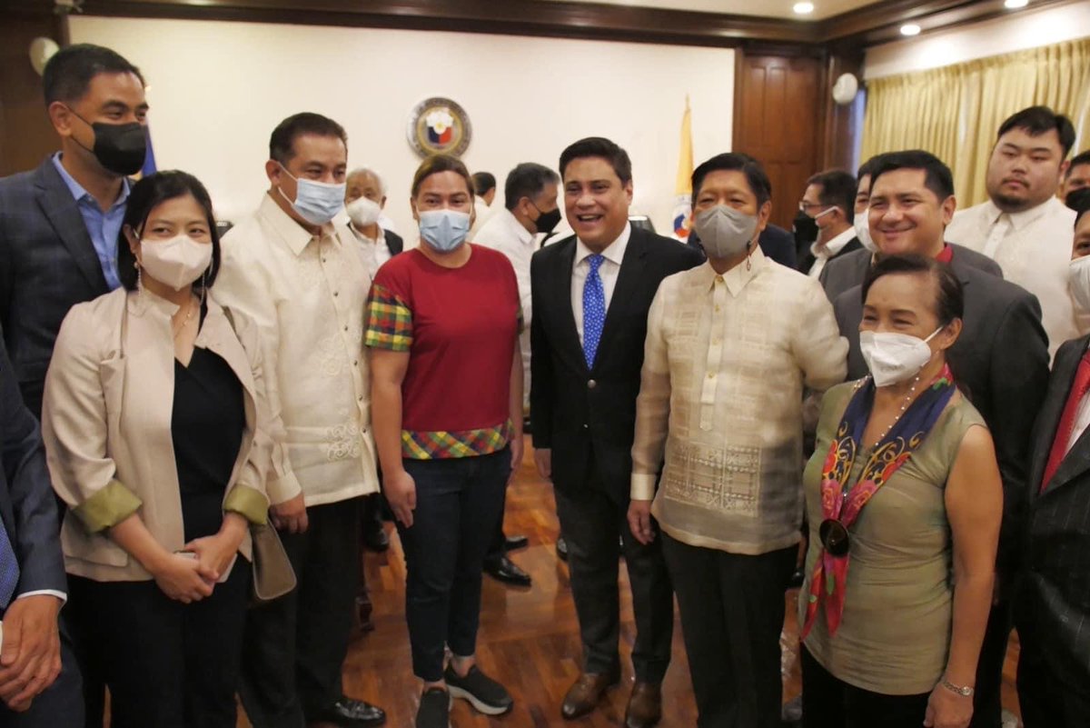 Harry Roque tweet media