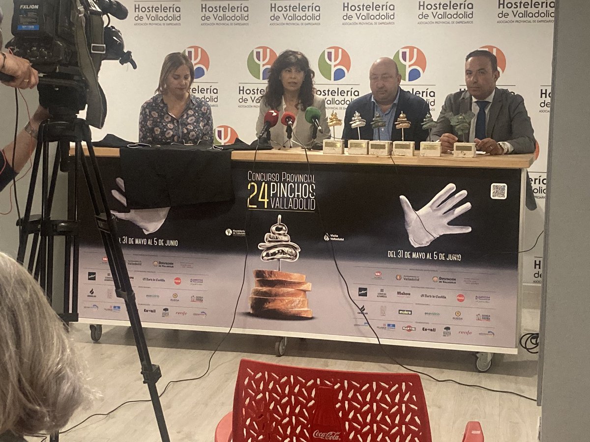 maryobeli's tweet photo. Presentación #CPPVA en @Apehva con @AyuntamientoVLL y @Dip_Va https://t.co/CPPV3HfP9Y
