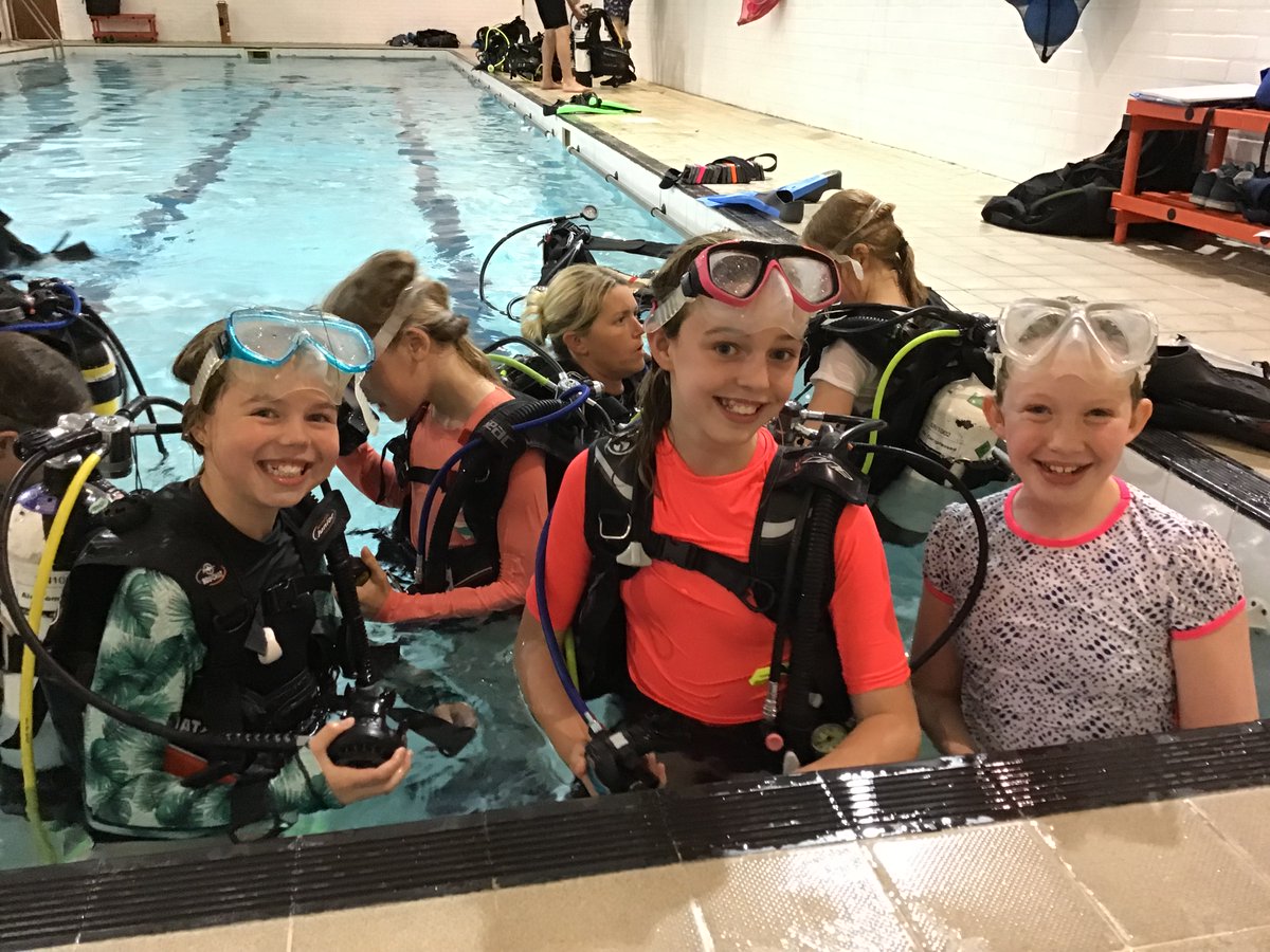 BCSPrep's tweet photo. Just keep swimming!π€Ώπ«§ #Year5 and #Year6 had an amazing underwater experience learning to scuba dive with #PooleDiving at our #BCSPrep swimming pool π What a fantastic opportunity! πββοΈπ @PADI #educationwithcharacter #achievetheextraordinary #independenteducation https://t.co/KLE4FLdo0P