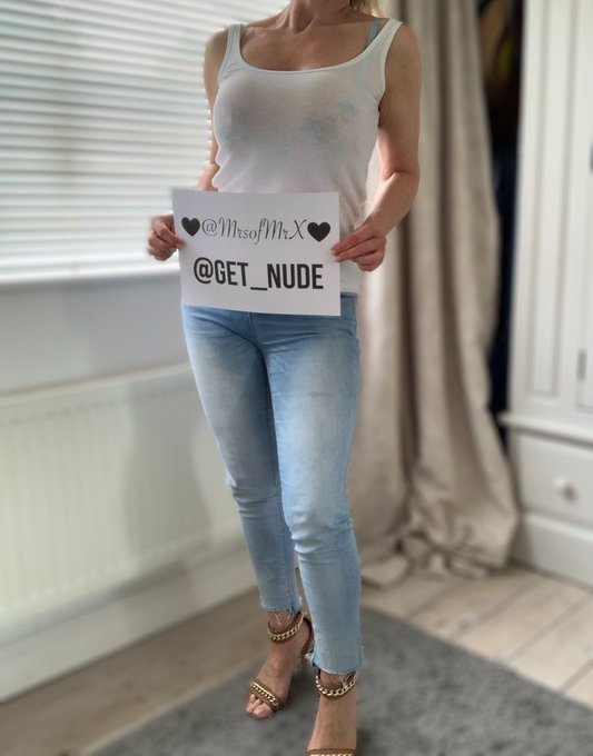 1 pic. #GetNude4GetNude #FanSign *A MUST* Head On Over To #TeamGetNude Gorgeous @MrsofMrX For the HOTTEST