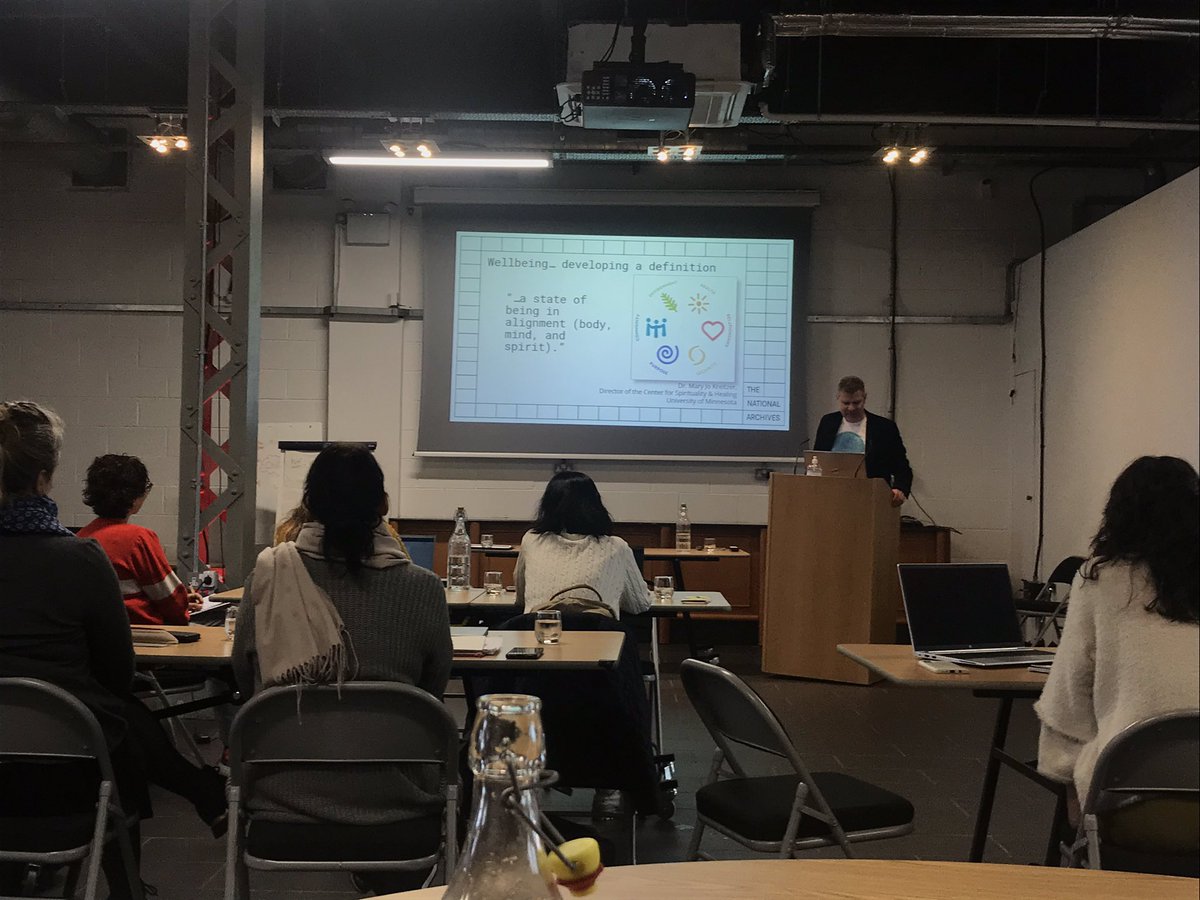 zoewaterfront's tweet image. Another inspiring start to the day #springschool2022 @The_Waterfront  wellbeing, partnerships, stories, sharing and protecting collections with @The_History_Man from @UkNatArchives @bdnil @Guislainmuseum