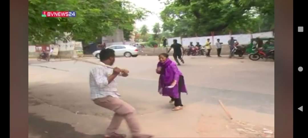এরাই নাকি উচ্চ শিক্ষায় শিক্ষিত!