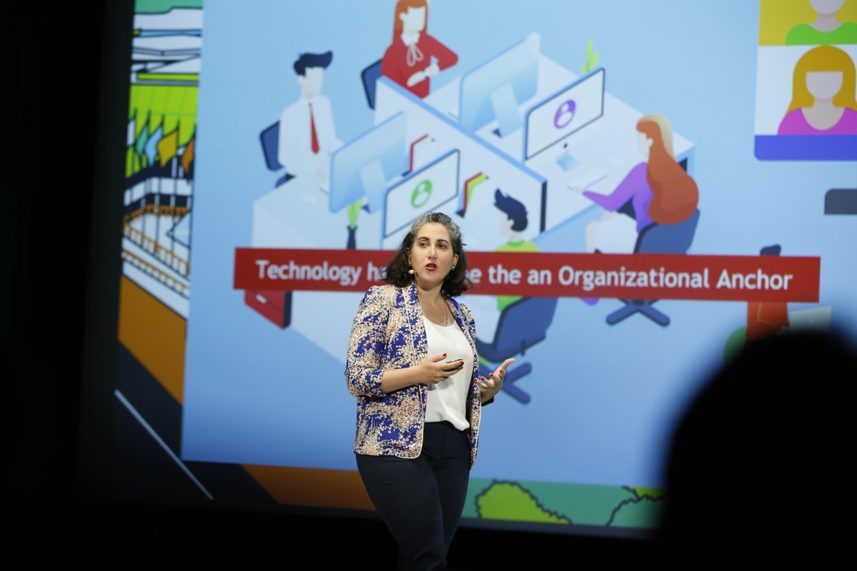 RFIT_event's tweet photo. Cette troisième édition #ReadyForIT a cumulé un total de plus de 1300 rendez-vous business One to One organisés sur ces deux jours : un record #RFIT22 !🔥 
Replongez dans l'événement grâce à l'album photos. 👇 https://t.co/CQTBK3tz7U https://t.co/qjlvzAN6R1
