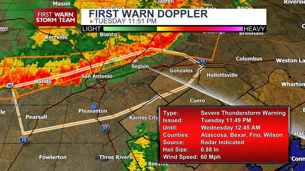wxprobrian's tweet photo. 11:51PM: Severe Thunderstorm Warning for Gonzales county until 12:45am. Line of storms moving southeast at 40 mph. winds up to 60 mph with nickle size hail possible. #CrossroadsWX #CrossroadsToday https://t.co/mG4ce7OKve