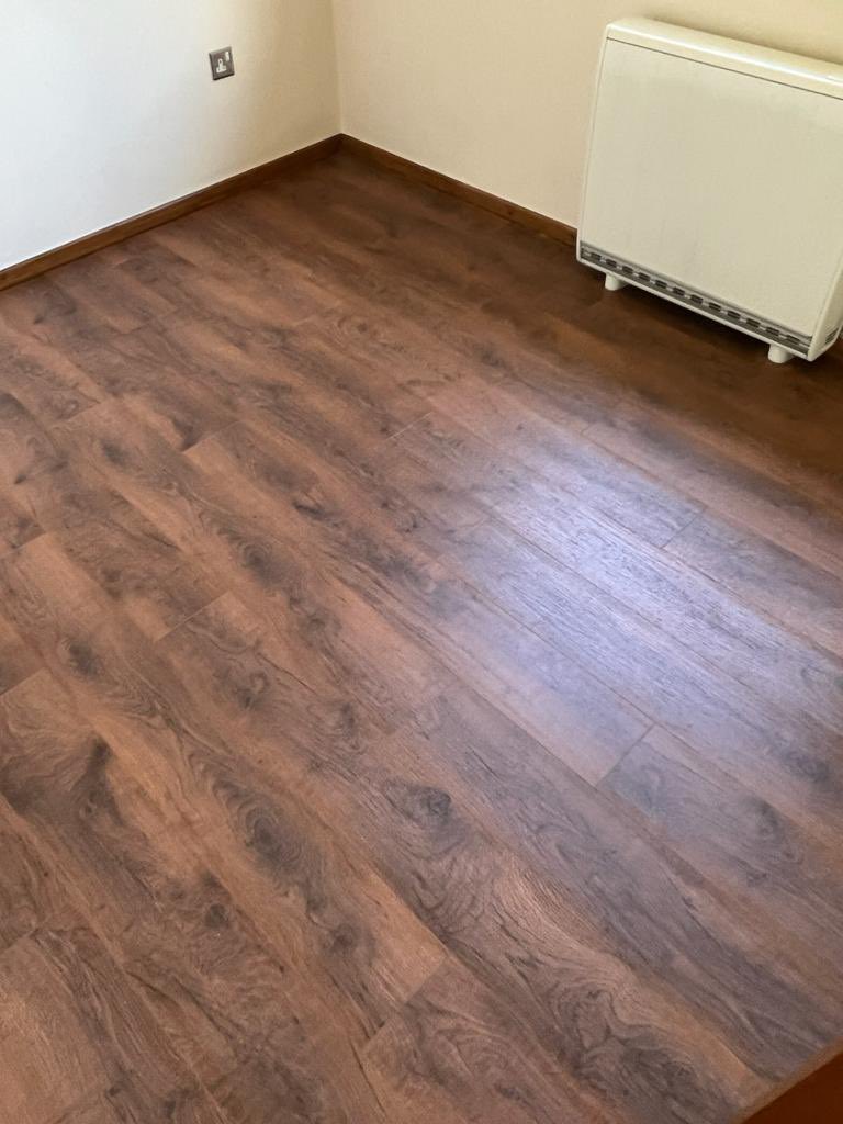 Finsa UK Meadow Oak laminate flooring, supplied and fitted by our team.
#bedroom
#laminate 
#installation 
#flooringsupplies 
#trelogan 
#northwales