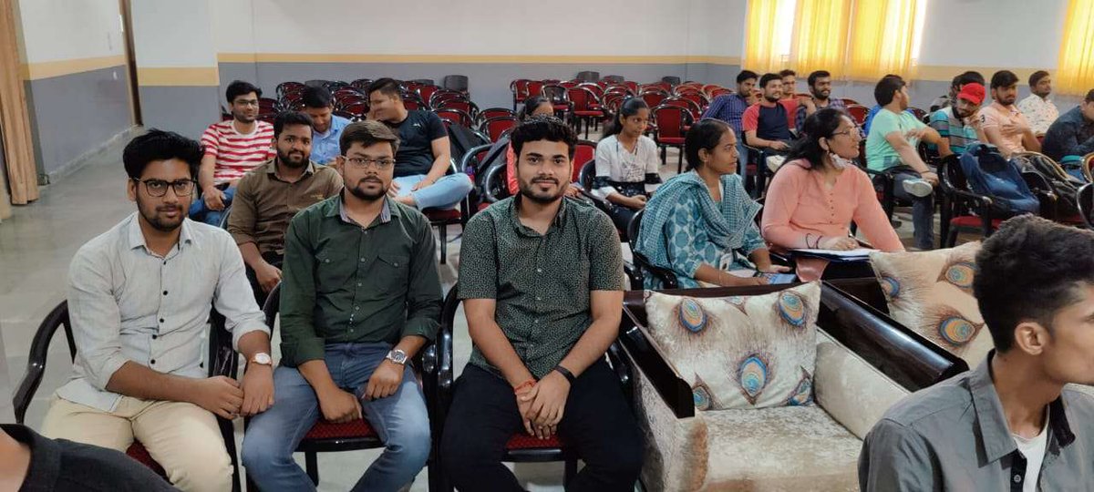 DPGITMGurugram's tweet image. Technical Quiz by CSE Department 

Admissions for 2022 open. Apply now @https://www.dpgitm.ac.in/

#quiz #technicalquiz #events #lifeatdpgitm #DPGITM #EngineeringCollege #eventsatdpgitm #computerscience #computerscienceengineering #college #cse #csedepartment