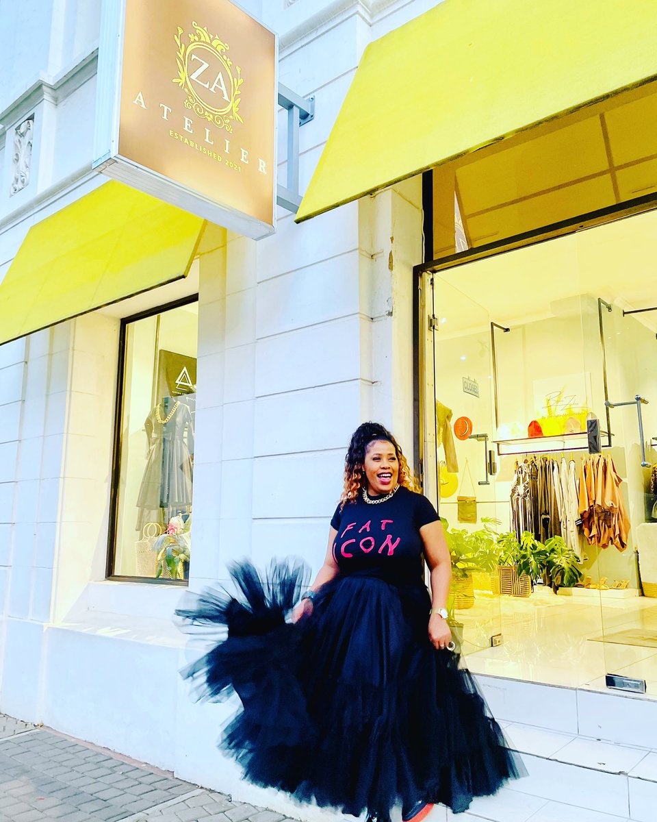 sheismadeinsa's tweet photo. WCW to the founder of @zaatelier store let’s support local brands to create employment in our country #entrepreneur #TransformationExpress #blackwomeninbusiness #DJSBU #smallbusinessowners #madeinsouthafrica #SEDA #DAC #namhla #GBV #WomenSupportingWomen @NathiMthethwaSA  help us https://t.co/Yoj1sikY4U