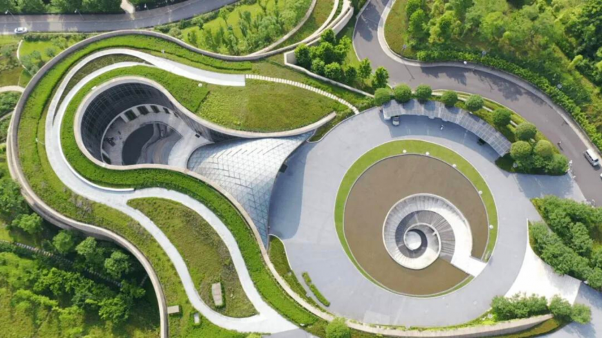 iChongqing_CIMC's tweet photo. "Sponge City" is no stranger to Chinese citizens, but most of them assume that it is just another fancy term imported from overseas. 
#greeninfrastructure #lowimpactdevelopment #naturebased #spongecity

https://t.co/R6uAq8yvo4 https://t.co/syf4aLstb7