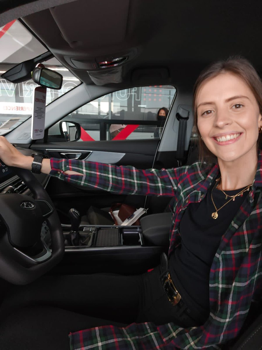 bod3n3_'s tweet photo. All the bells and whistles with ABSA and the new Chery Tiggo 4 pro 🥳@AbsaSouthAfrica #AbsaWinAChery https://t.co/1QrQlQhZ3A