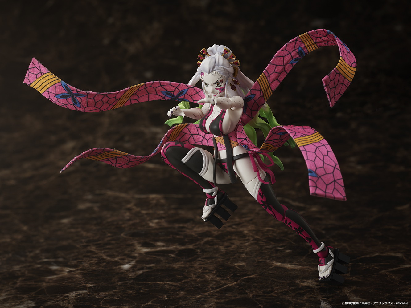 BUZZmod.鬼滅の刃 堕姫 竈門炭治郎 鬼滅の刃』堕姫が幅広いポージングを楽しめる可動フィギュアに