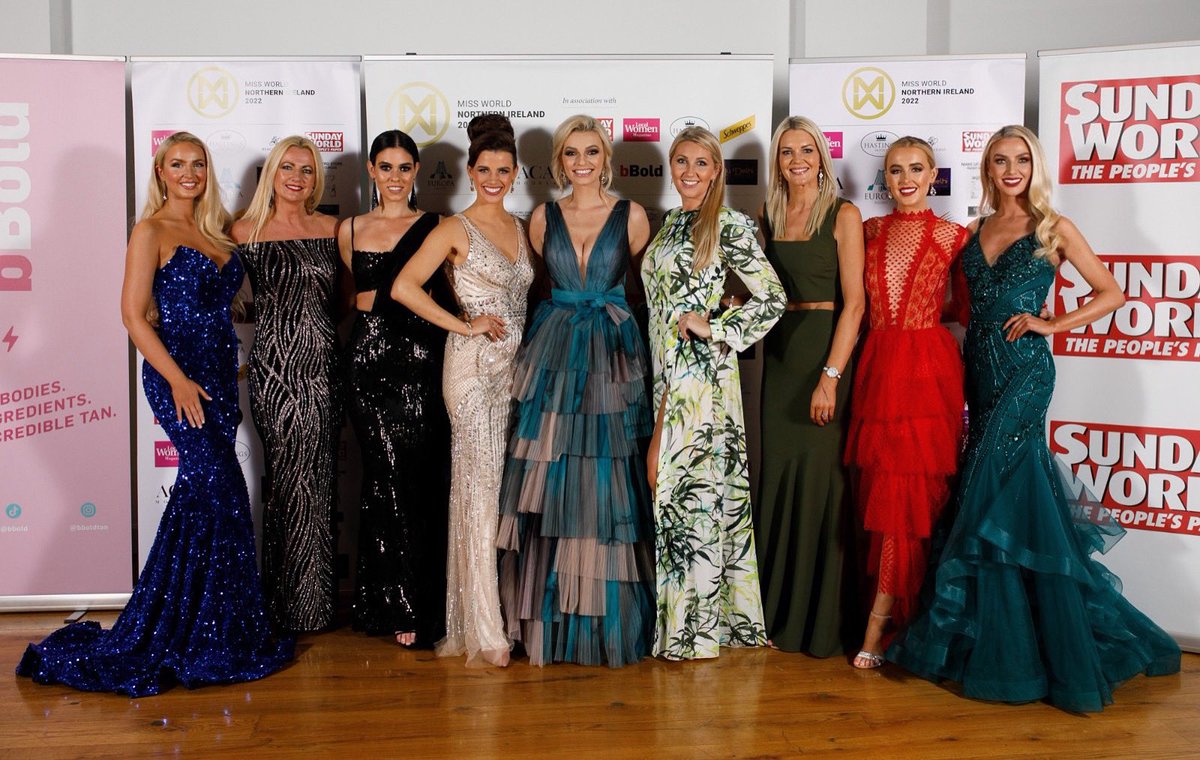 Nine <a href="/MissWorldLtd/">Miss World</a> contestants walk into a Belfast hotel..👀

An absolute honour &amp; privilege to spend not only the @MissNIofficial gala final with Karolina Bielawsk, Miss World 2022 but the entire weekend..🤍

📸 <a href="/bpgallagher/">Brendan Gallagher</a>