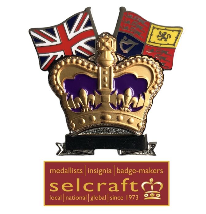 SelcraftUK's tweet photo. The #badge shown was recently designed & produced by Selcraft as a commemorative item to mark the Queen’s #PlatinumJubilee utilising the flag of the #Royal Household👑The #Commonwealth is celebrating the Platinum #Jubilee to mark the 70th anniversary over a long weekend #selcraft https://t.co/YKC1TfYMHf