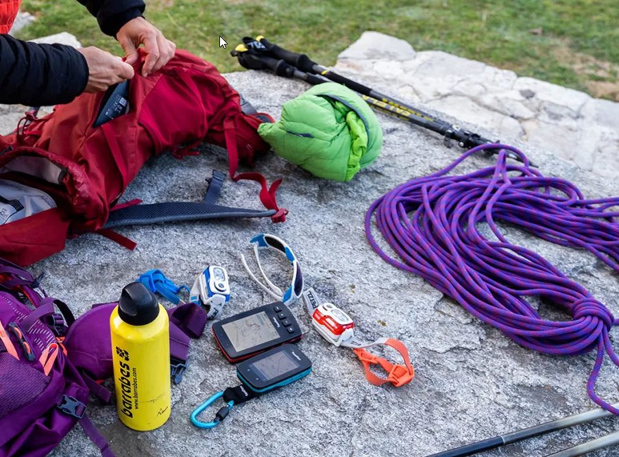 TwoNav_Official's tweet image. Manual de supervivencia en la #montaña. Cuando planeamos una salida a la montaña pensamos en la parte emocionante de la experiencia, el reto que va a suponer o todo aquello que vamos a descubrir. #TwoNavTips blog.twonav.com/es/manual-de-s…