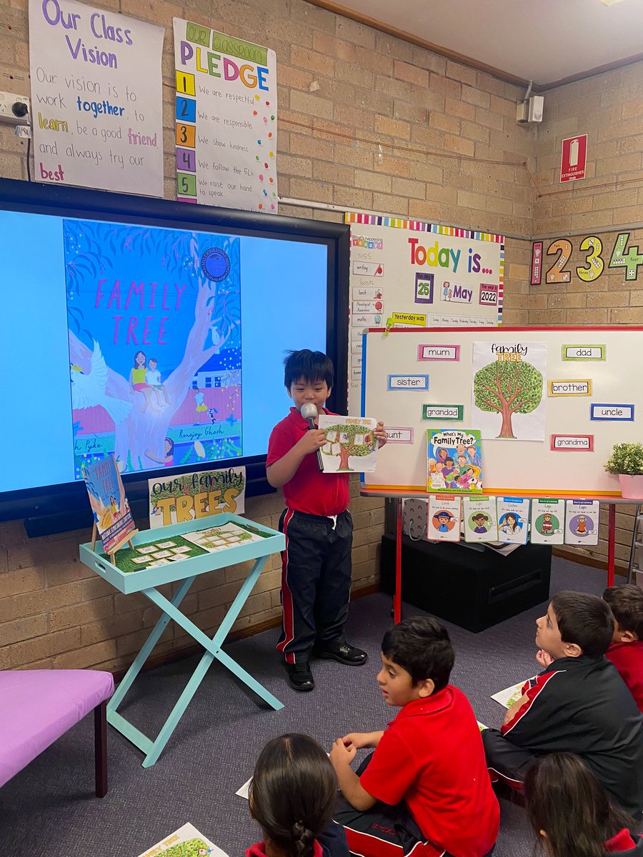 KA and KS joined together today to celebrate National Simultaneous Storytime! We had an amazing time reading the book Family Tree and making our very own family trees.🌳 #NSS2022 <a href="/MissSohailaa/">Sohaila</a> @HosaiSaidi