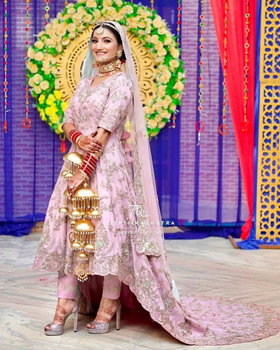 WeddingWire India tweet media
