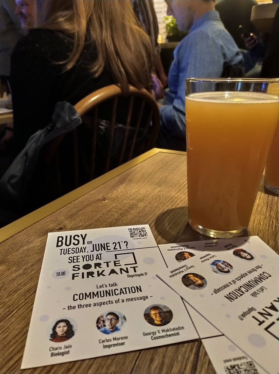 RognantSalome's tweet photo. To all Københavners, mark your calendar for the 21st of June and come to the 3rd @Blubulb_scicom event ! A great way of bringing science and art together (while having a beer) ! #NotJustScience #BluBulb https://t.co/ooF3ZPQNrN