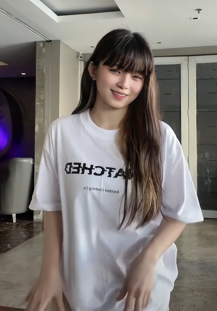 _BiancaNation's tweet photo. 250522 [TIKTOK UPDATE]

“ white snatched tee now available on shopee!! link in bio. ”

Like, comment and share
 🔗 https://t.co/gVFOUVcb7q

 #LITZ #LITZBianca #BiancaSantos https://t.co/Da4BEJSV22