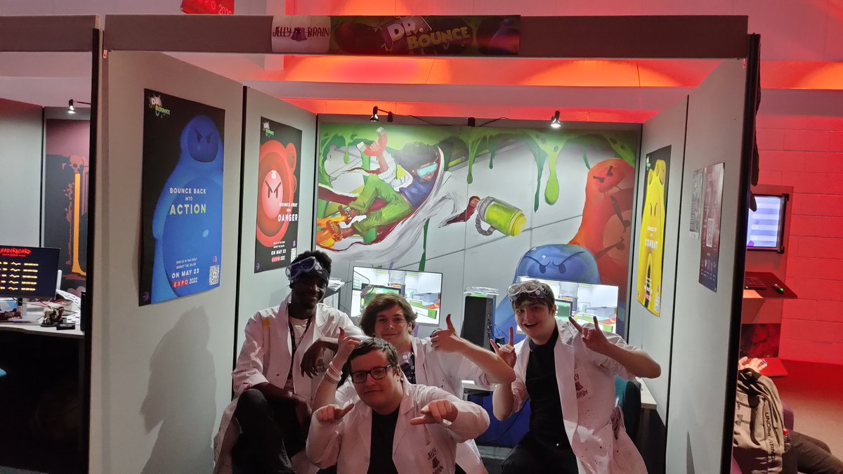 DAY 3 OF EXPO! LETS GOOOOOOOOO! 

We have some people on our booth and some walking around! Will you meet all 12 of us? 
 
Say hi if you see someone in a Dr. Bounce labcoat!