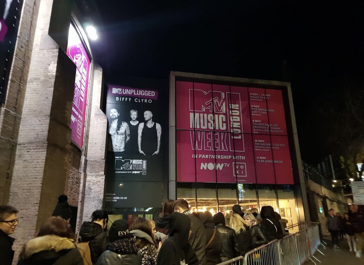 MediaAbseiling's tweet photo. Window graphics for MTV Music week #vinyl #branding #events #MTV #windowvinyl #vinylgraphics #signage #london #birmingham #manchester #leeds #hull https://t.co/H7HKQ9Mps8