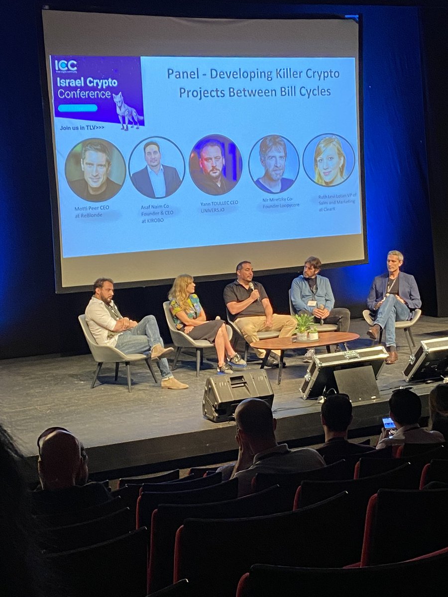 Echo_Pandy's tweet photo. Great panel about the development of #crypto projects now and tomorrow with @LwtnRwt, @Mottipeer, @YannToullec_, Nir Meretzky, and Asaf Naim at @israelcryptoio 👾

#DeFi #blockchain @KIROBO5 @ReBlondePR @ClearBlockchain @loopycore @Univers_network @loopycore https://t.co/48GA2rzRof