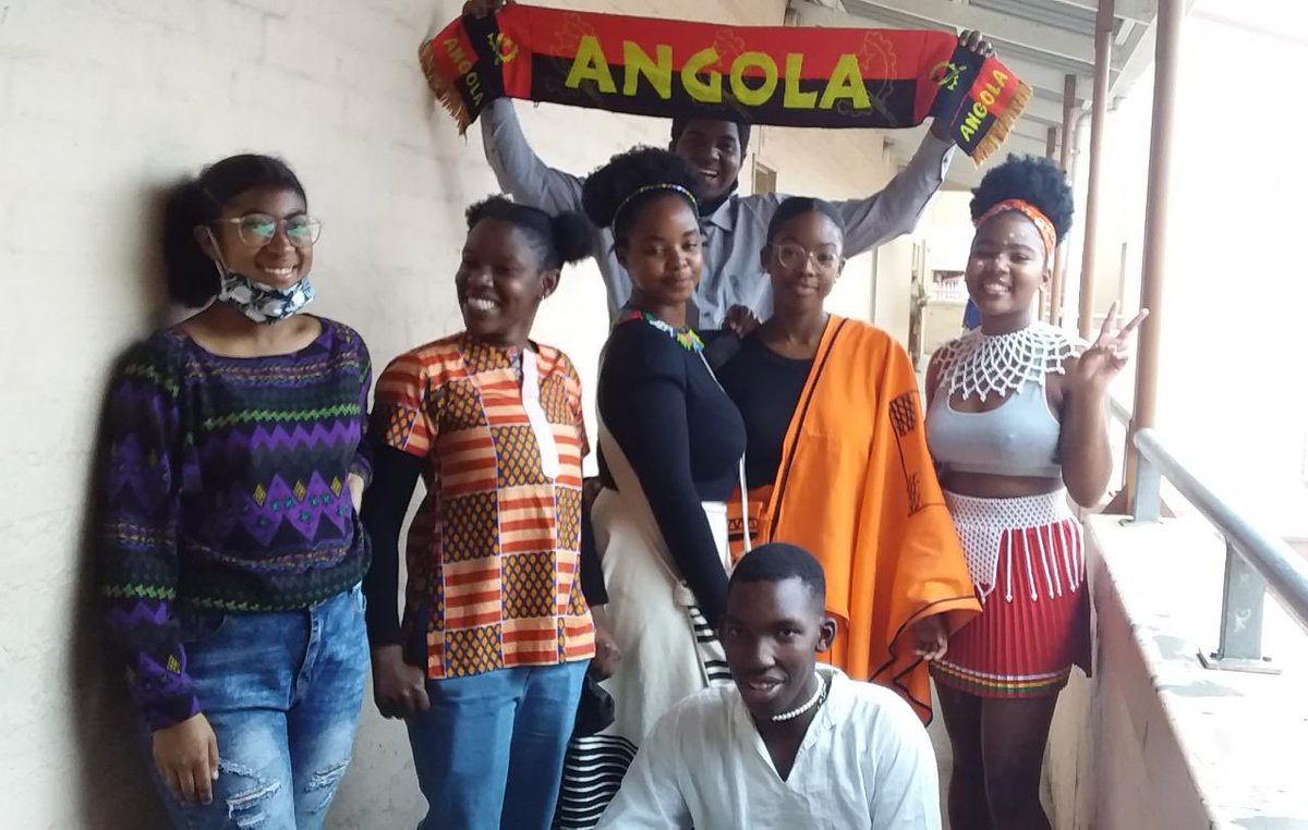 malcolmpedro's tweet photo. As proud Africans, the Staff and learners of Bloubergrant HS are celebrating Africa Day today. 

The attire of our learners, reflects the diverseness of our cultures at BHS, and how we co-exist in harmony.

#SuperProudBergie
#SuperProudHeadmaster
#PurveyorsOfQualityEducation
XOXO https://t.co/cSWDvli6MB