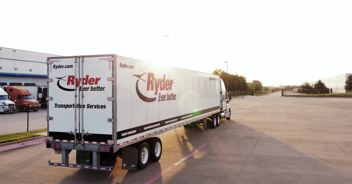 Encouraged by their initial success with #KofaxRPA, <a href="/RyderSystemInc/">Ryder</a> has since built more than 500 "bots" to automate transportation-focused tasks. bit.ly/3wMQzcK via <a href="/DCVelocity/">DC Velocity</a> #TransportationManagement