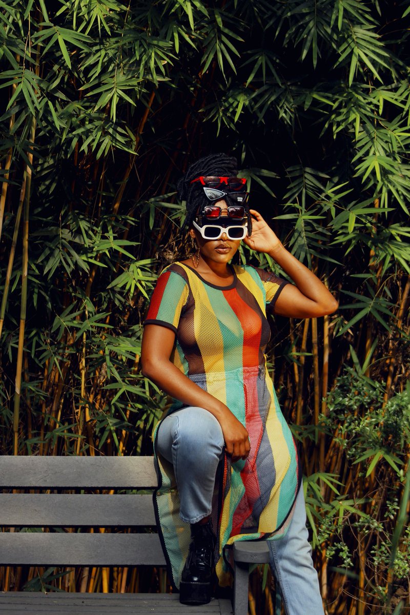 ODmotubatsi's tweet photo. Hi Twitter, I'm Odirile Motubatsi also known as OD, A photographer based in the Vaal, South of Joburg. I take really beautiful portraits and I'm available for bookings. 

Please retweet when you see this, my next client might be on your timeline 📸 🙏🏽 https://t.co/stff9xtzSr