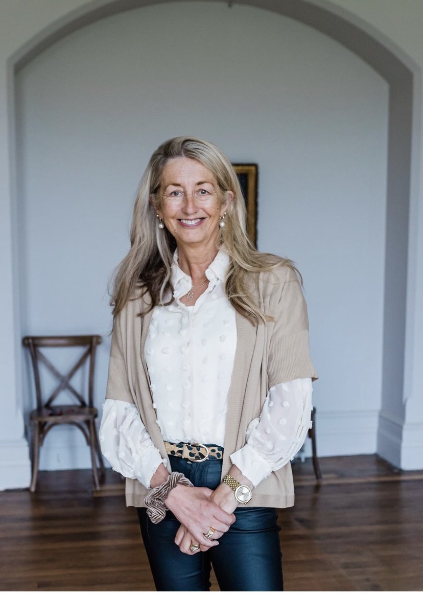 Anne Healy tweet media