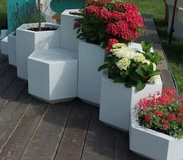 SolidSoulDesig1's tweet photo. @MeristemDesign  come and see the next gen of long-life beautiful public realm furniture our @show_chelsea stand this week. specifically designed for LTNs, parklets and active streets. come and say hello. https://t.co/GgNuE6g9yI