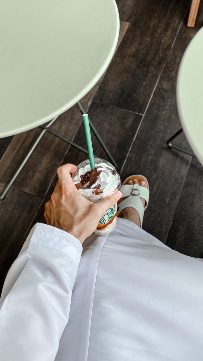 s3bo0on's tweet photo. coffee is the beauty of life https://t.co/LjNsWUyRM7