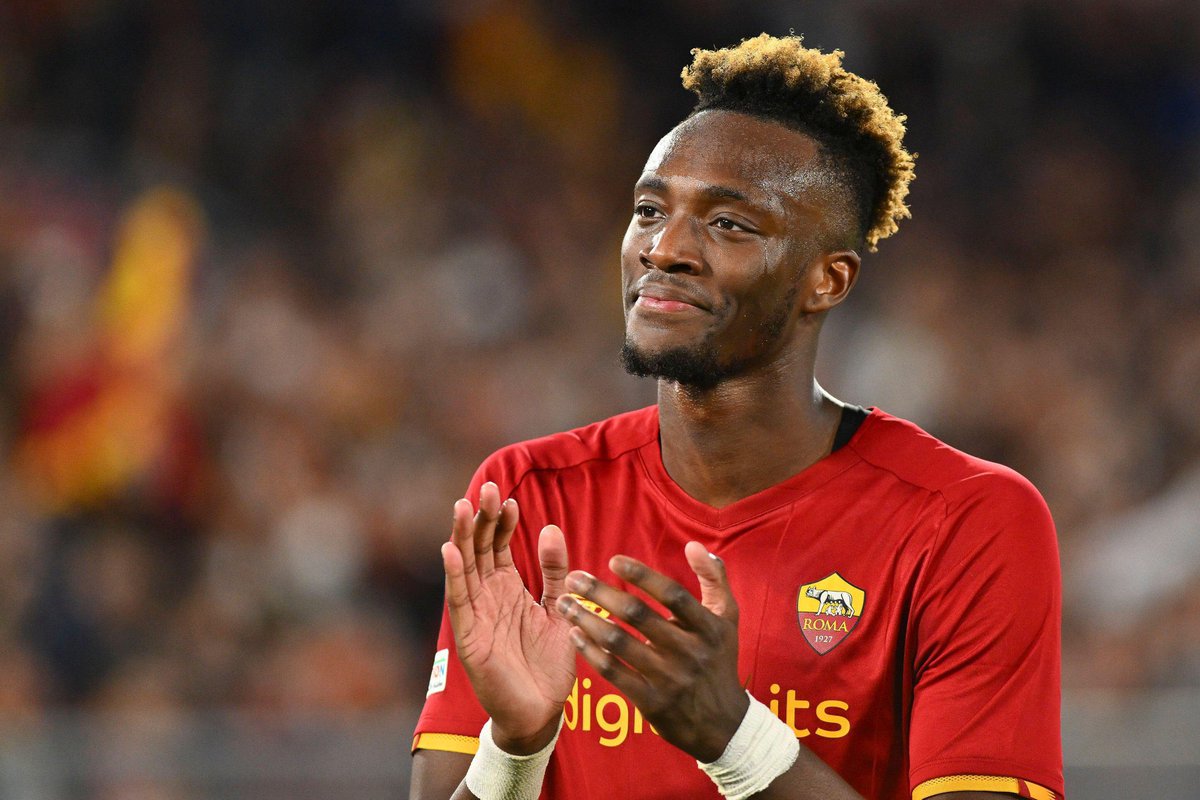 secretshirtco's tweet photo. If Tammy Abraham 🏴󠁧󠁢󠁥󠁮󠁧󠁿 or Luis Sinisterra 🇨🇴 score ANYTIME in tonight’s final we’ll giveaway a https://t.co/0dDyzv85B2 box 📦

To enter 👇

🔄 Retweet this tweet
🤝 Follow us

Good luck! https://t.co/WU2D8X3j4u