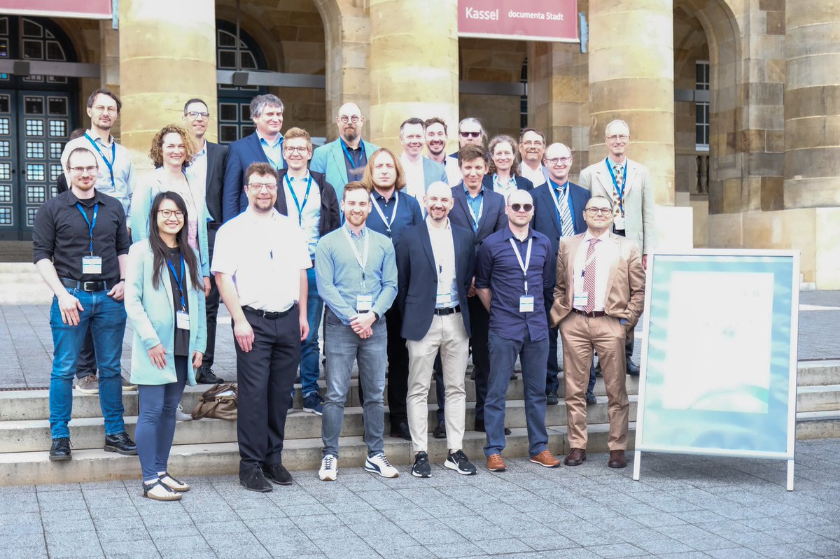 Zerstörungsfrei - aber zum Glück nicht mehr kontaktlos, sondern endlich wieder in Präsenz: Das #zfP Team von <a href="/BAMResearch/">BAM_DE</a> bei der Jahrestagung der @DGZfP_aktuell in <a href="/StadtKassel/">Stadt Kassel</a>. #ZFP2022