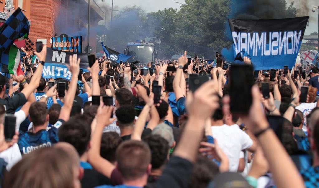 benenene98's tweet photo. Due mesi e mezzo senza di te, come cazzz si fa? 🥺

#fc #inter https://t.co/RfJRtp5nB6
