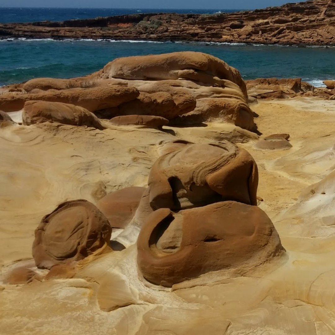 Varos_Village's tweet photo. Did you know that the #geomorphology of #Lemnos is due to the eruption of an ancient #volcano? 🌋

Visit our island and discover the wonderful landscapes and the beautiful beaches.
#lemnosisland #greekislands #landscape #bluesea #visitlemnos #visitgreece #varosvillagehotel https://t.co/gUnHOXaE8z