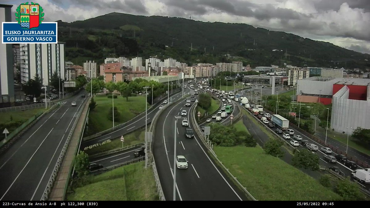 🚗🚗 Bi ibilgailuren arteko #Istripua #A8 Km 123 #Barakaldo-n Kantabriako…