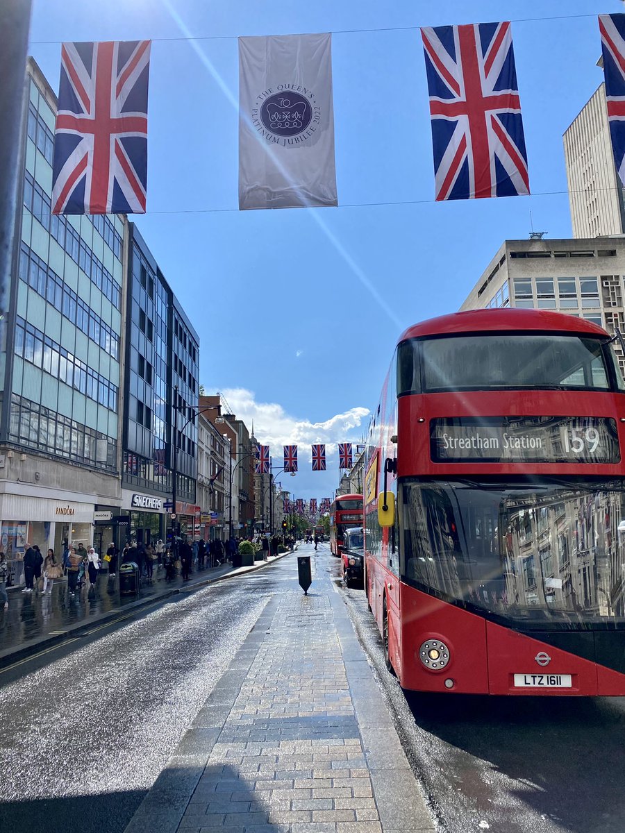 DenizGruska's tweet photo. @PalaceBerlin on Tour in London with @hotelrepublic UK🇬🇧 It was great to catch up live and in person again! #london #eventprofs #leadinghotelsoftheworld #hotelpalaceberlin #hotelrepublic https://t.co/7rxhlz0ZUq
