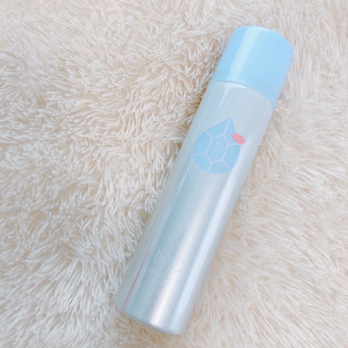 emmahome_e's tweet photo. メイクカバーのうるおいミスト使ってみたよ✨
使ったのはCOOLタイプ❄️
ひんやりしてめっちゃ気持ちいい😊
夏はメイク崩れやすいから、お出かけ前の必需品になりそう👍
#makecover
#うるおいミスト
#メイク崩れ防止
#提供 https://t.co/wLEqPr2ItE